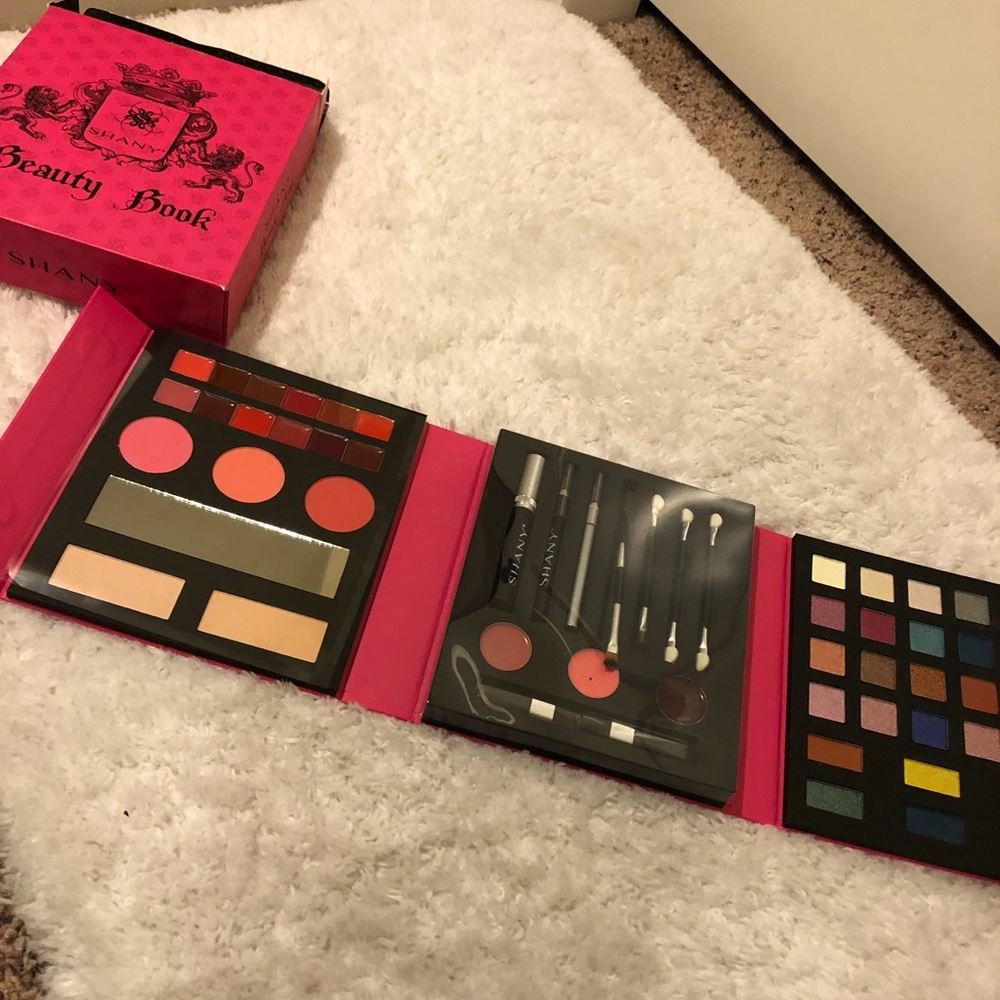 A Shan’t beauty book